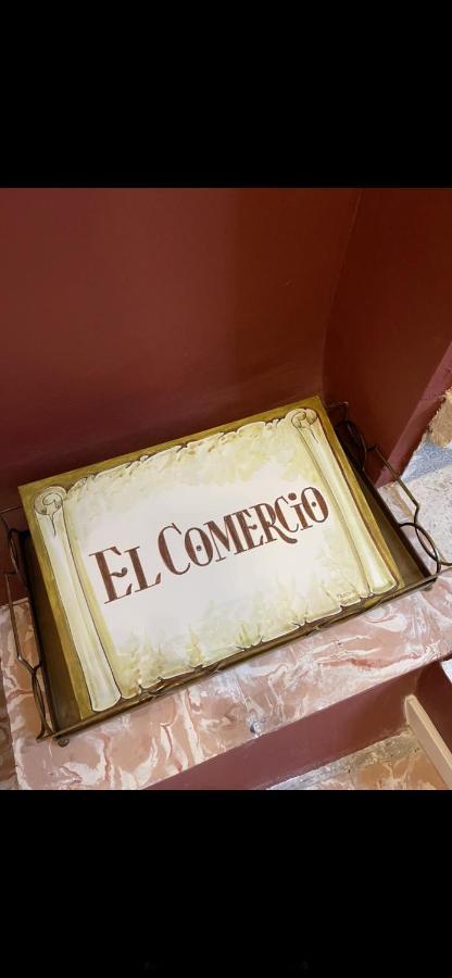 El Comercio Villarejo del Valle Exteriör bild